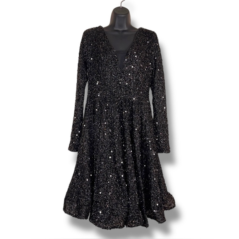 Medium Faeriesty Black Sequin Formal Dress Long Sleeve Fit And Flare Prom